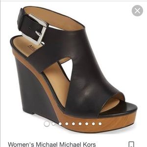 Love Michael Kors, unfortunately never wear them